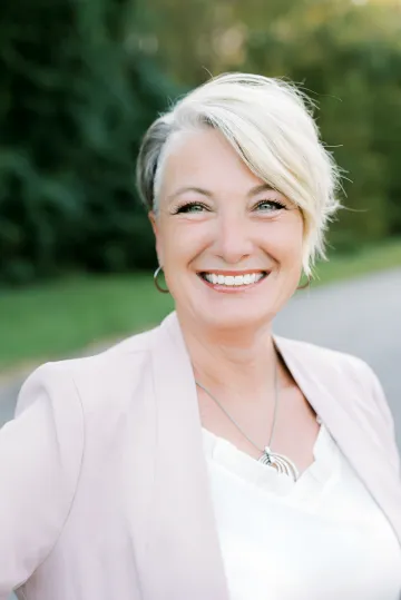 Heather Spruill Office Manager Controller headshot