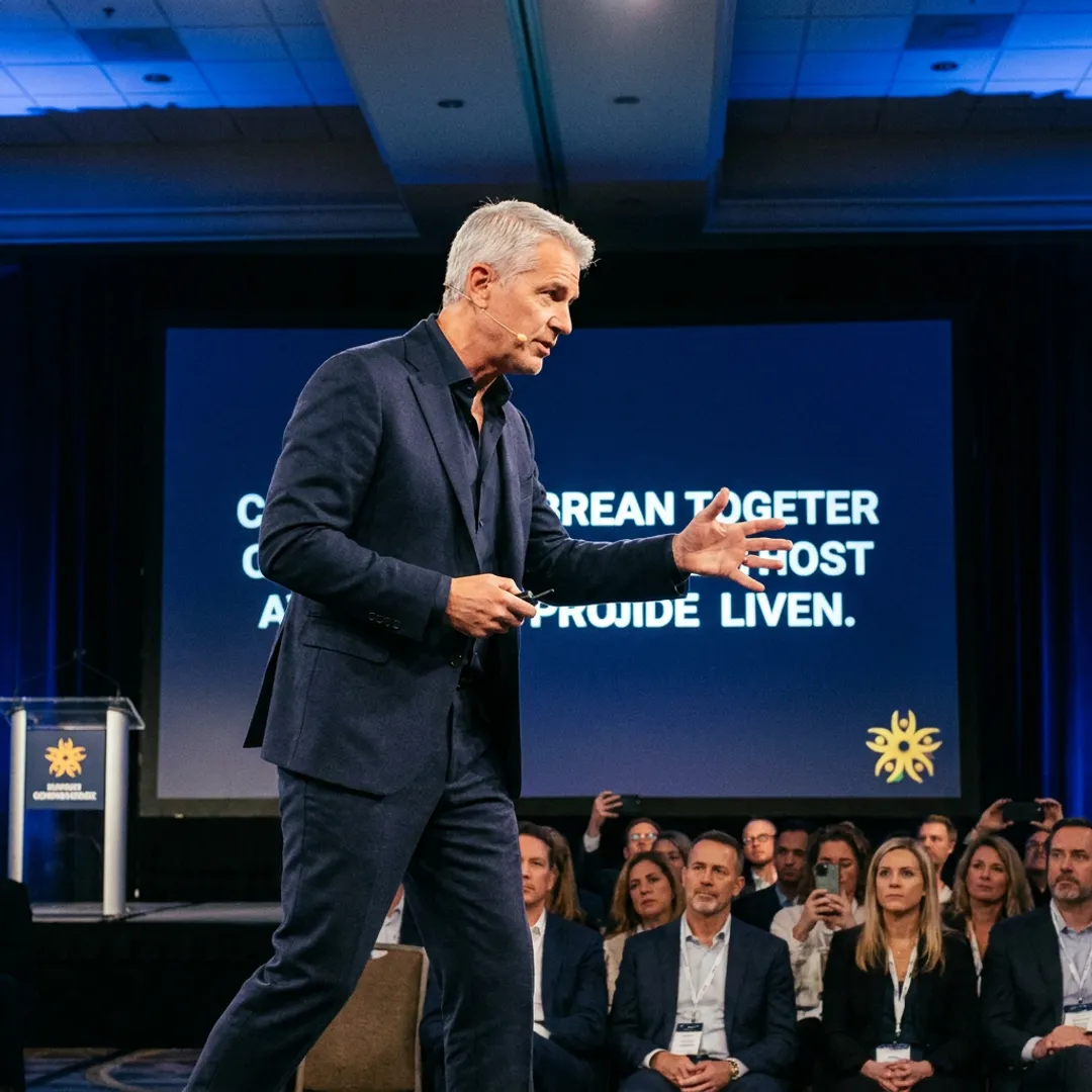 Leadership keynote speaker facilitating an interactive session