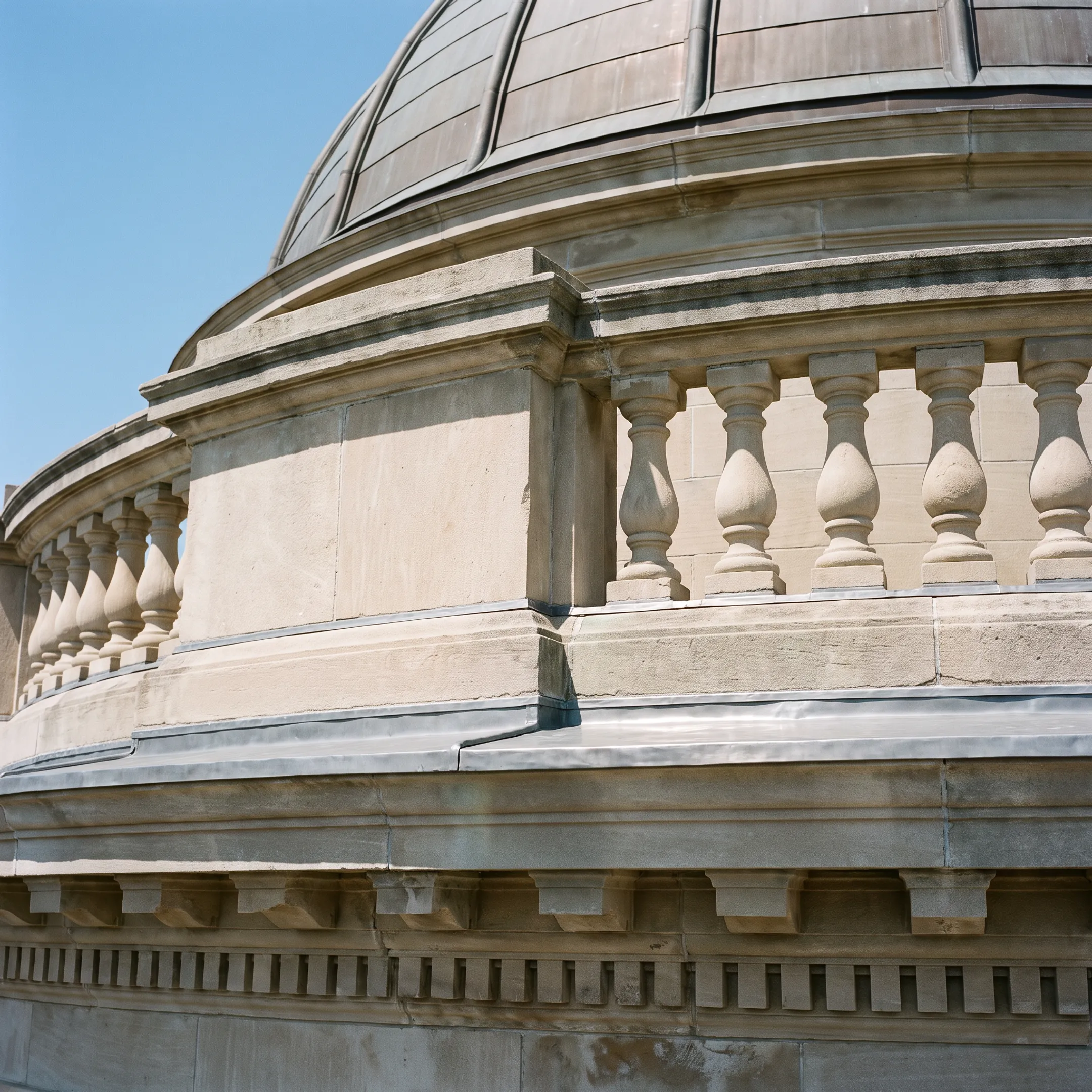 Government & Institutional Buildings