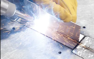 Precision laser micro welding of ultra-fine components under magnification