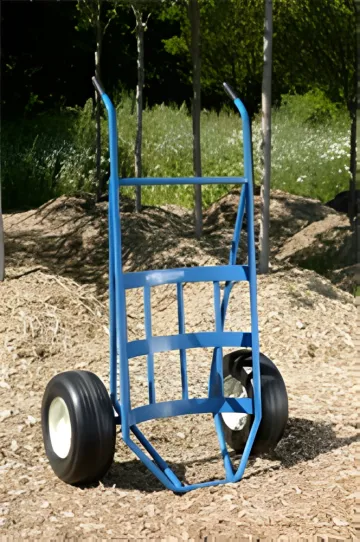 Landscaping & Groundskeeping