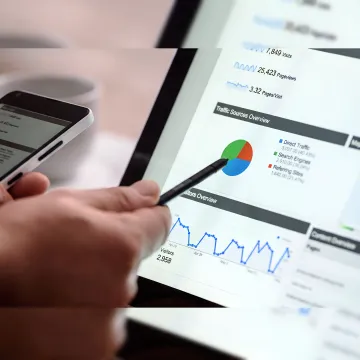 SEO team planning a content and keyword strategy