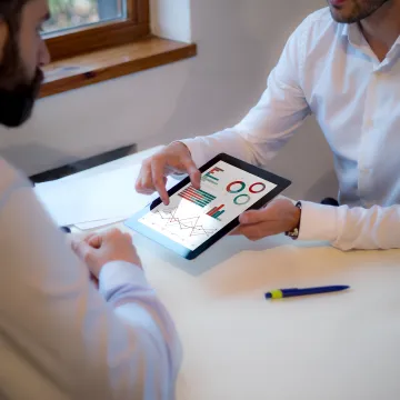 Digital advertising specialist planning audience targeting