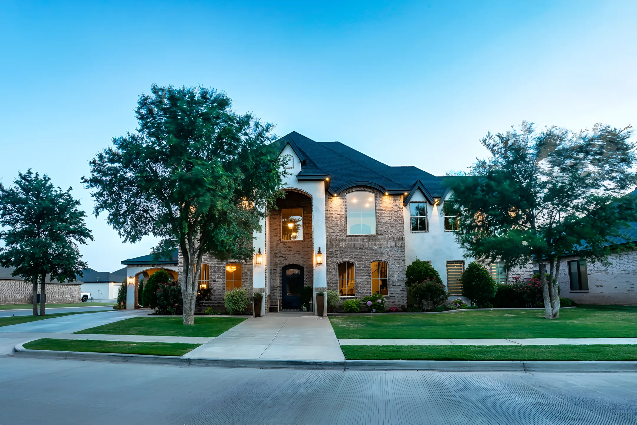 Luxury home buyers