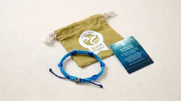 Eco-friendly branded recycled ocean plastic bracelets and accessories for corporate gifting