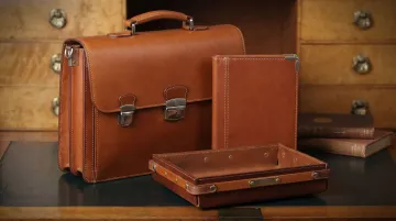 Premium full-grain leather C-suite executive gift set with briefcase journal and valet tray